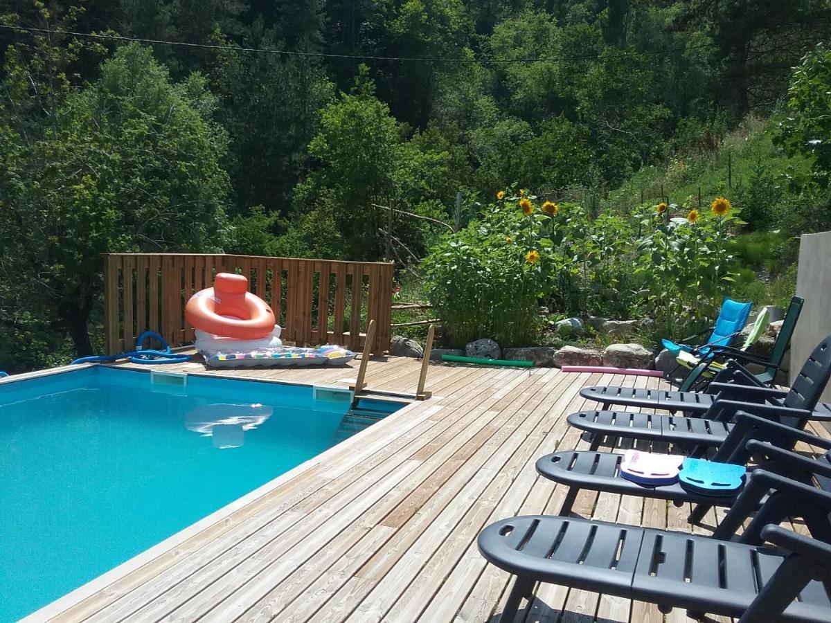Bed and Breakfast L'arberc Rigaud Exterior foto